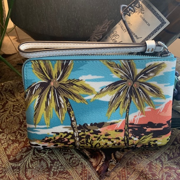 Authentic COACH Coated canvas /smooth leather Hawaiian print wristlet - Picture 2 of 8